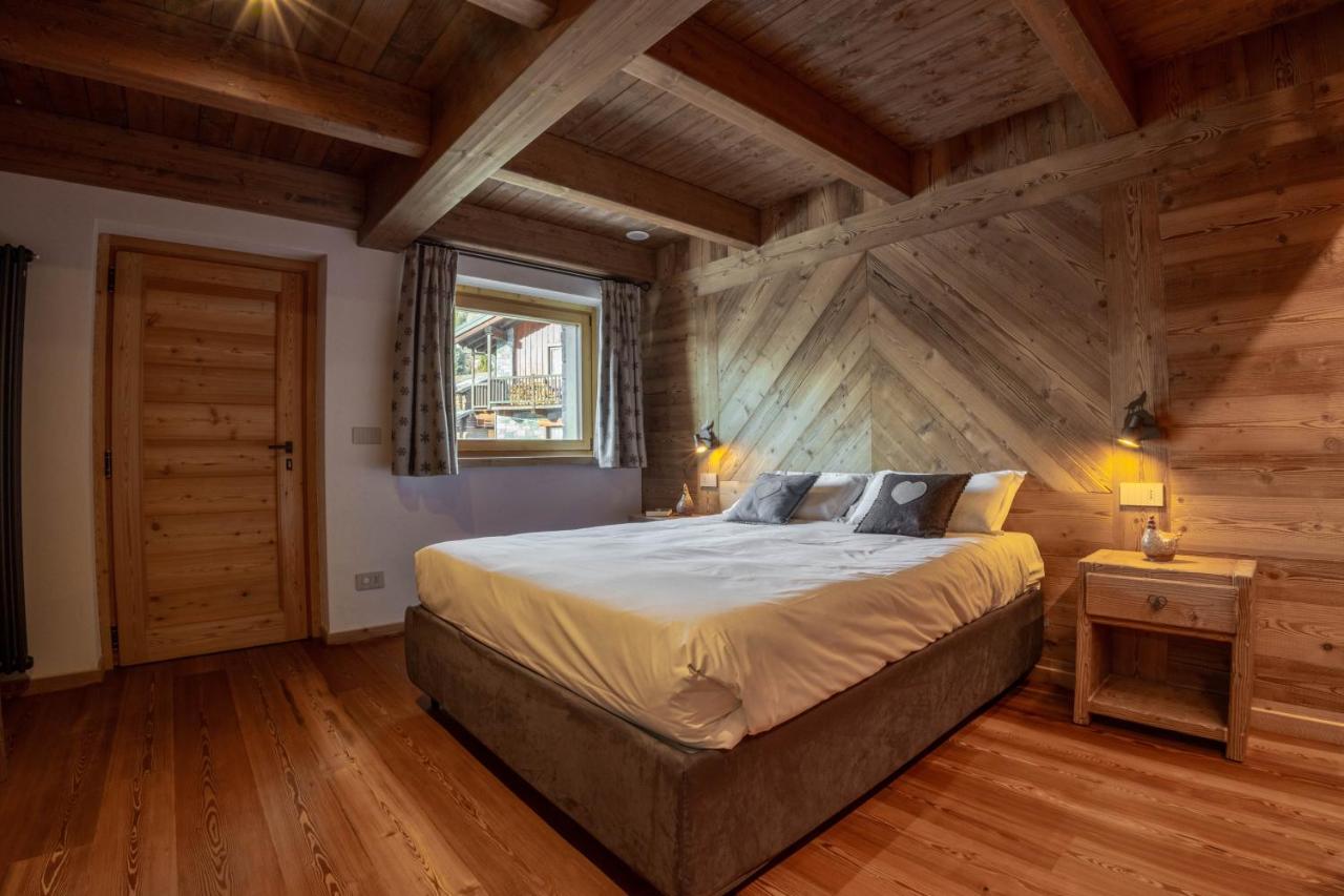 Fleur Des Neiges & Spa - Adults Only Ayas Bagian luar foto