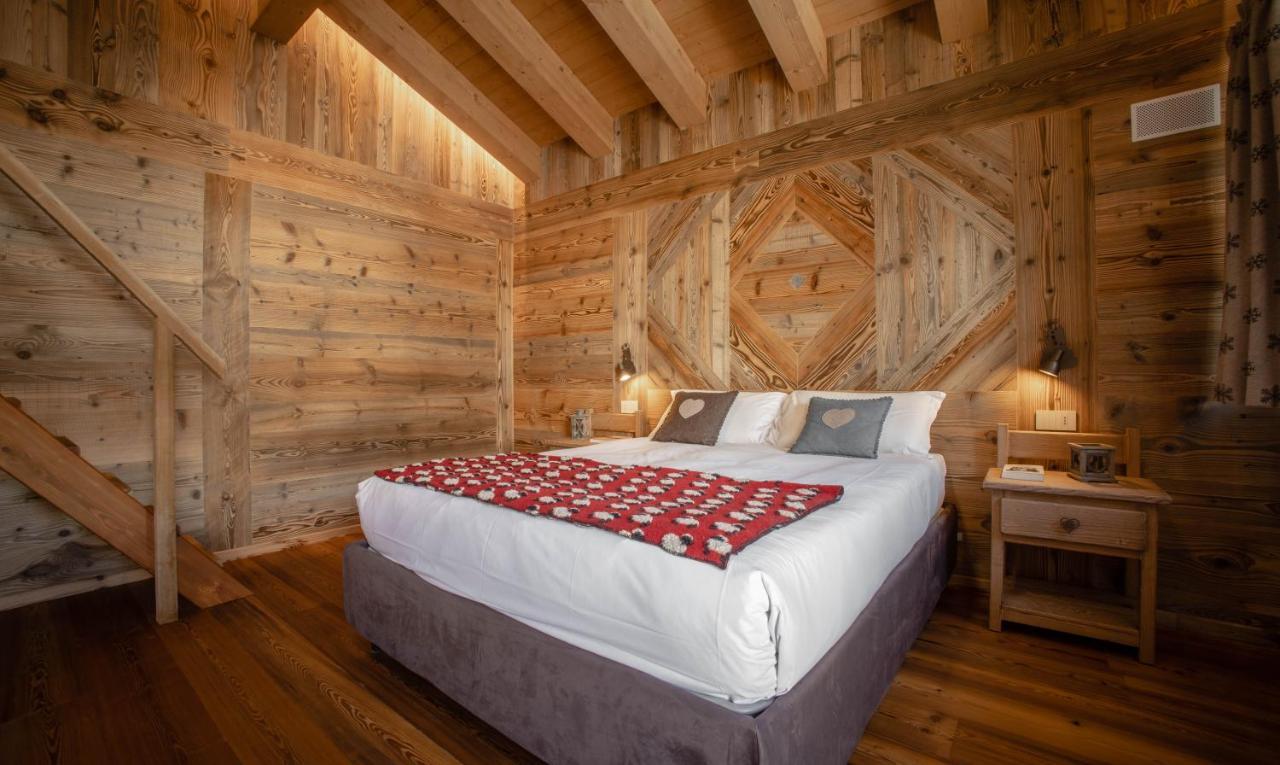 Fleur Des Neiges & Spa - Adults Only Ayas Bagian luar foto