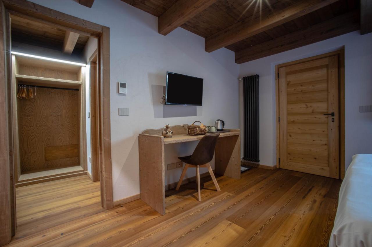Fleur Des Neiges & Spa - Adults Only Ayas Bagian luar foto