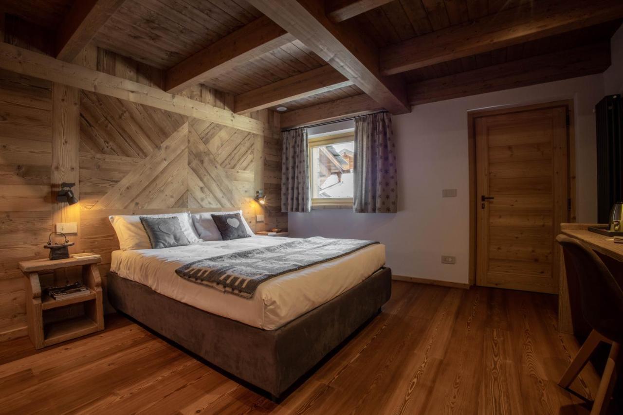 Fleur Des Neiges & Spa - Adults Only Ayas Bagian luar foto