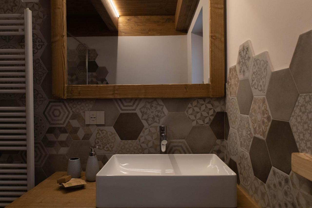 Fleur Des Neiges & Spa - Adults Only Ayas Bagian luar foto